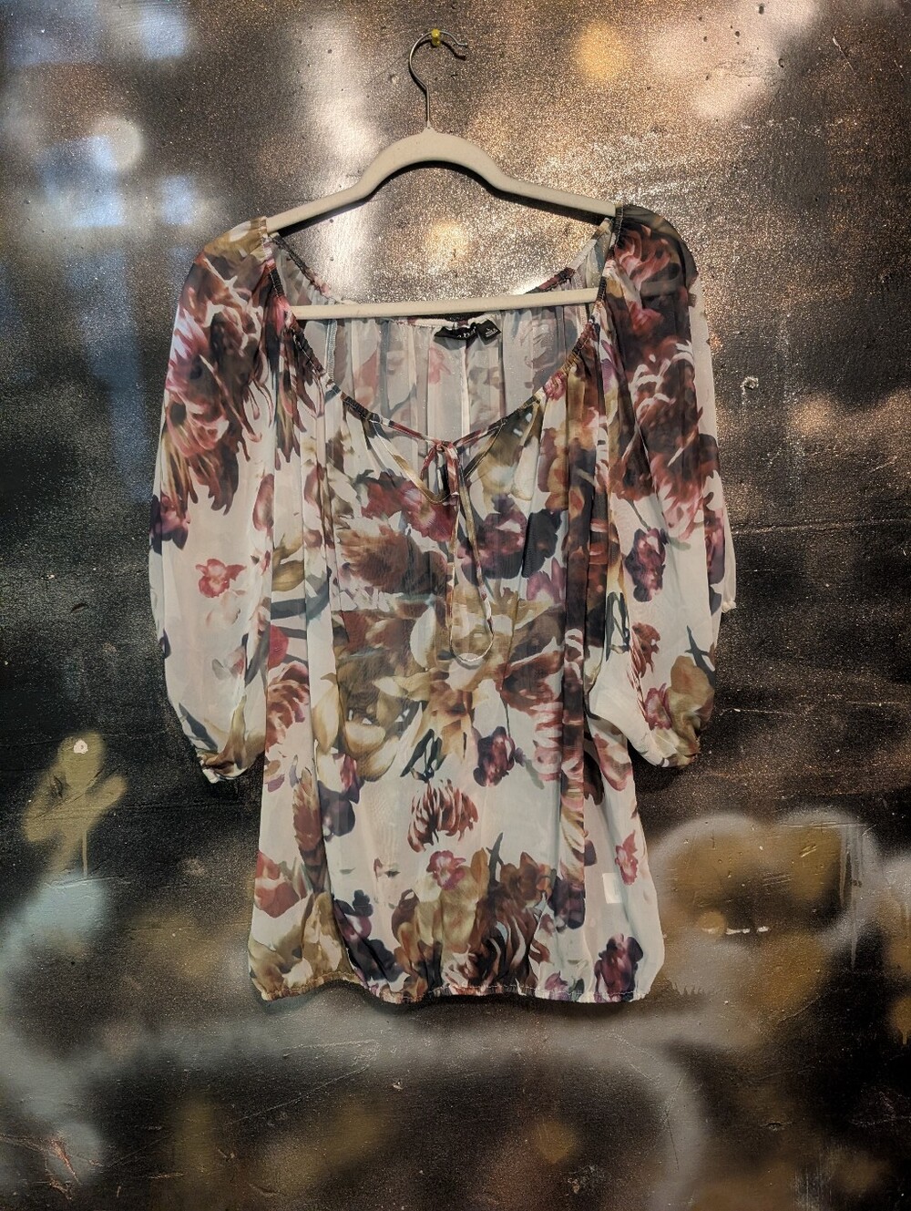 a.n.a Floral Peasant Blouse in Ivory, Mauve, Olive